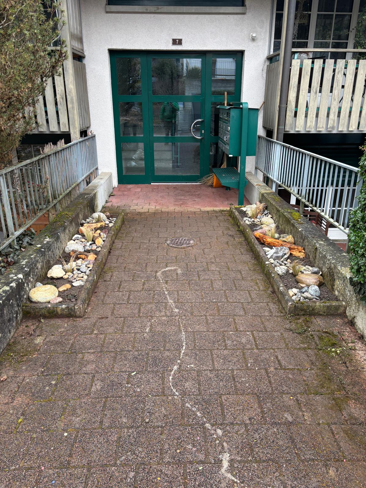 Sanierter Eingangsbereich